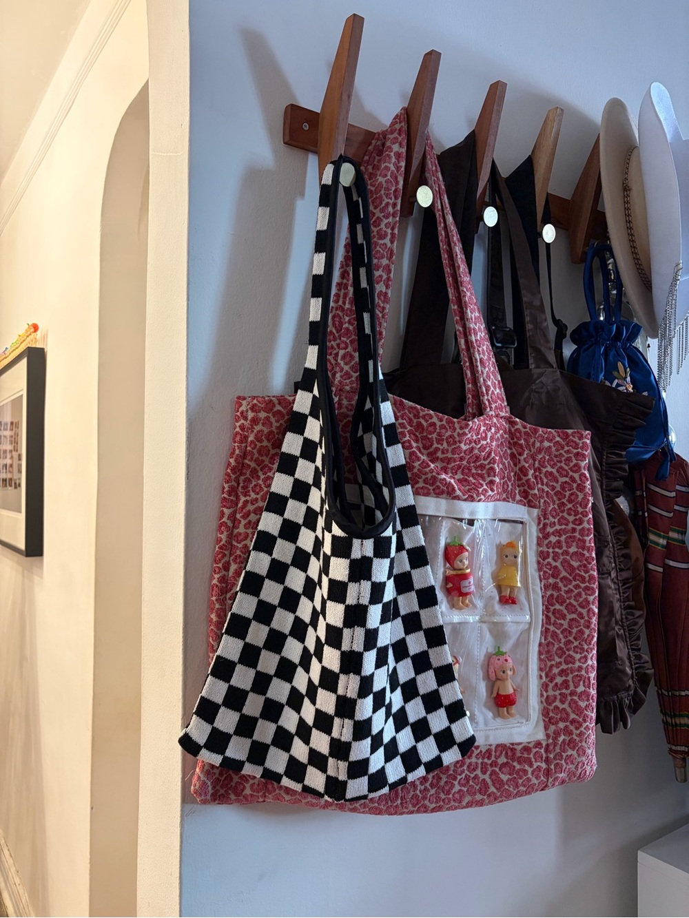 Black & White Checkerboard Knit Shoulder Bag - Unbranded